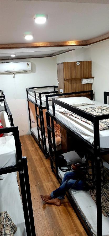 Comfort Stay Hostel New Delhi Ngoại thất bức ảnh
